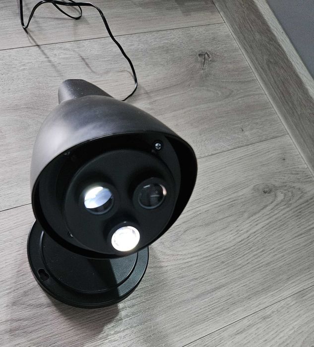 Projektor rzutnik LED animowany Święty Mikołaj na sankach