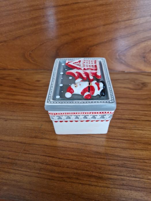 Caixa em cerâmica "Sabrina Tenori, Italian Style Collection"