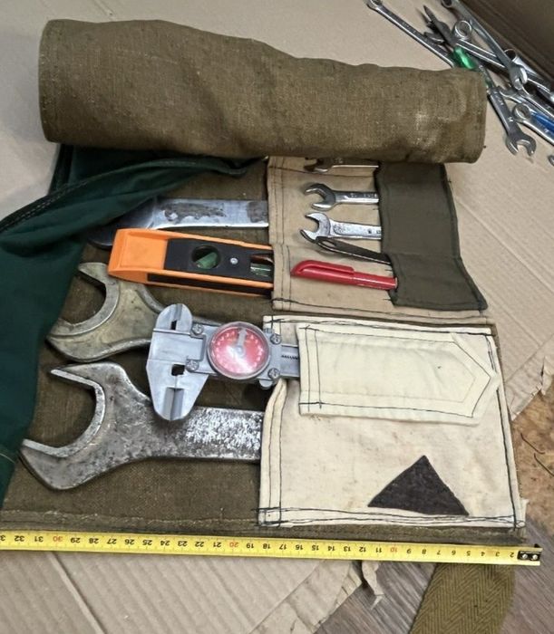 Оранайзер для разного инструмента, можно на стену в гараж, мастерскую