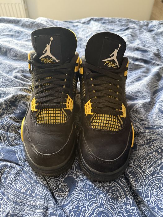 Jordan 4 yellow thunder
