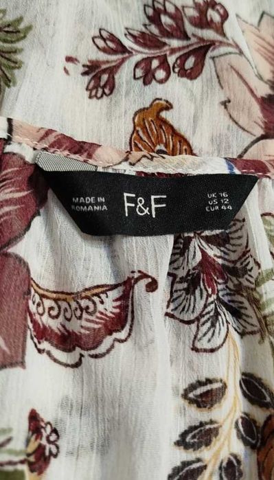 Брендовая стильная блуза F&F. В идеальном состоянии!