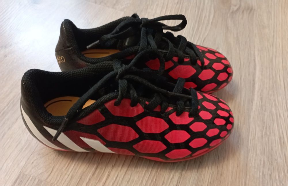 Футбольні бутси Adidas