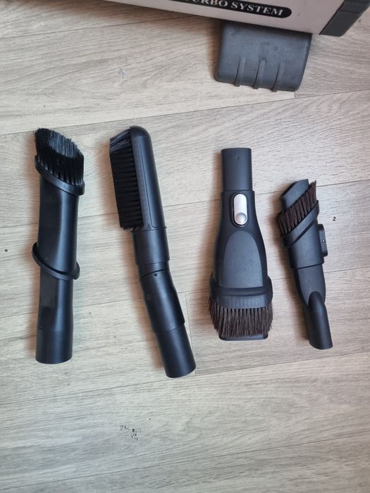 Odkurzacz cyklonowy Trisa electronics ,drugi  gratis