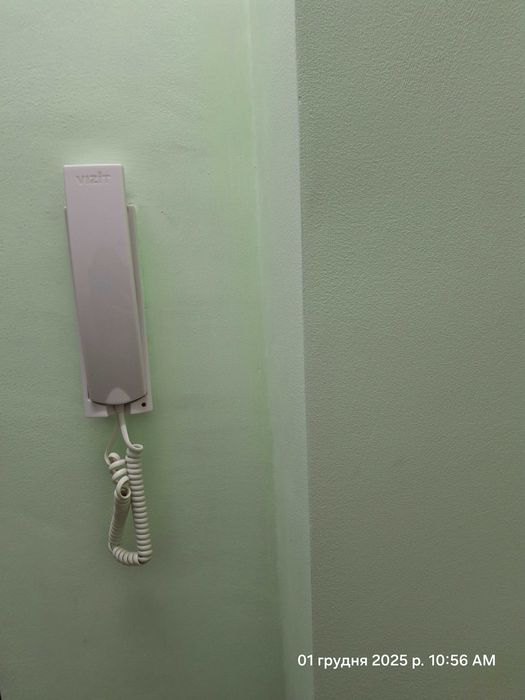 Гарна двокімнатна квартира напроти "Сільпо".Світло є