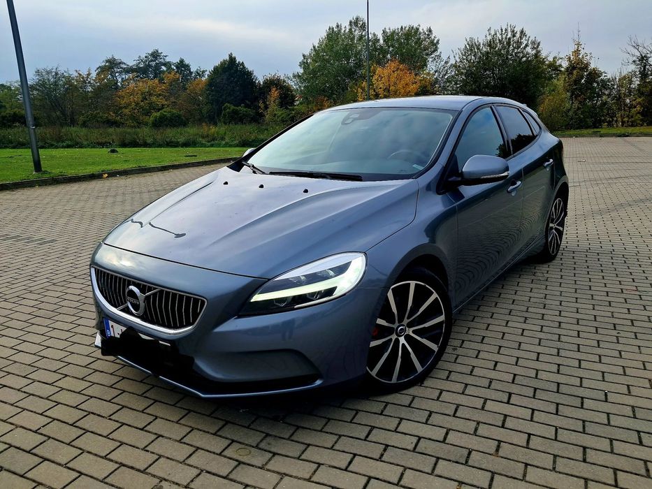 Volvo V40 Mega Stan !!!