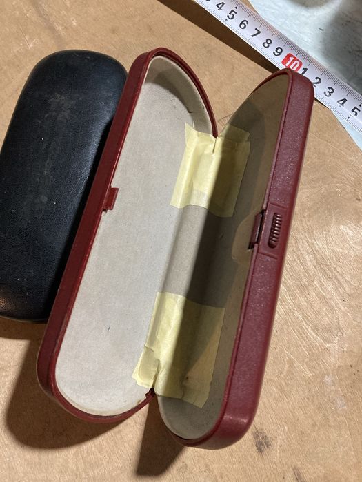 Чехол очечник бу для очков