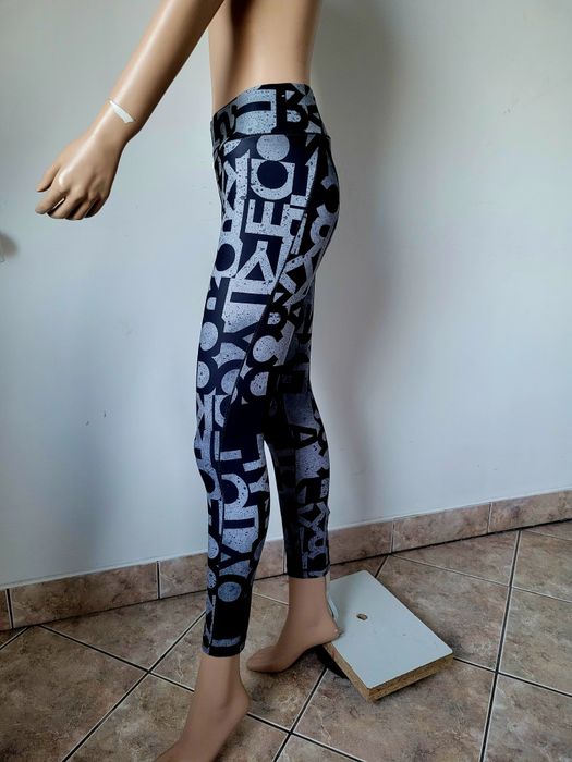 Legginsy Adidas climalite rozmiar S w literki