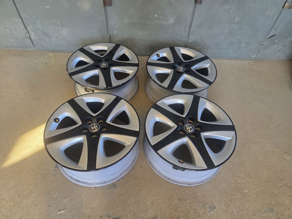 Felgi aluminiowe 17 cali 5x100 Toyota Prius Oryginał
