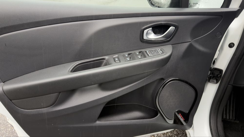 Renault Clio TCE 90 CV Ano 2019 ( Limited Full Extras )