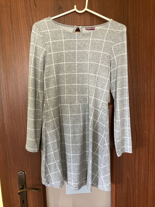 Miekka sukienka 146