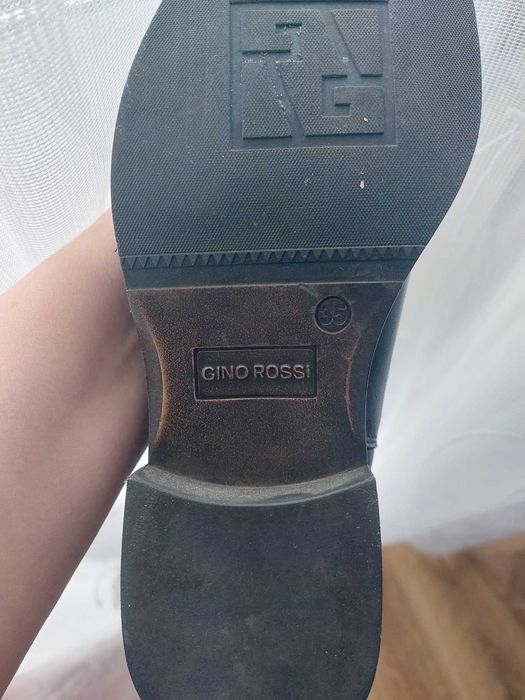 Skóra 35,Gino Rossi, czarne sztybety
