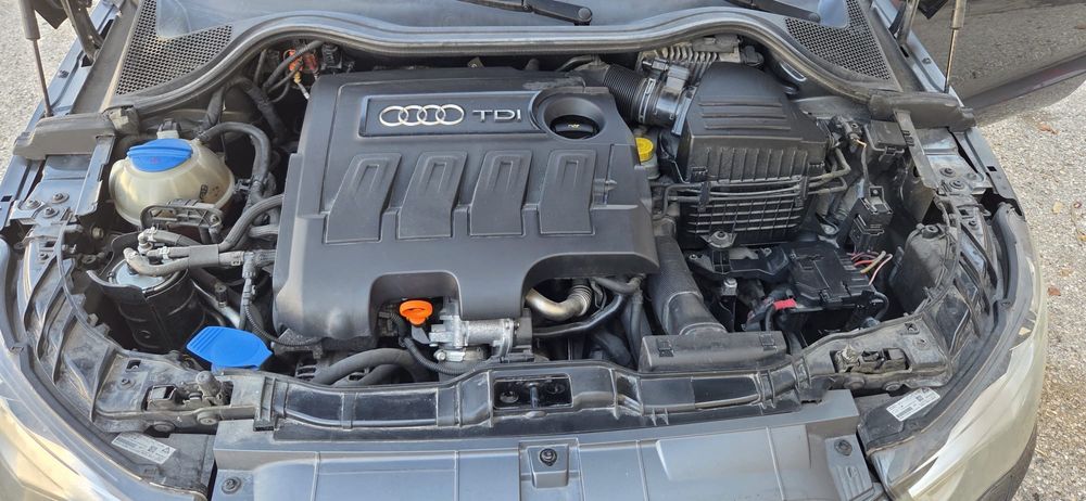 Audi A1 TDI  1.6 Sline