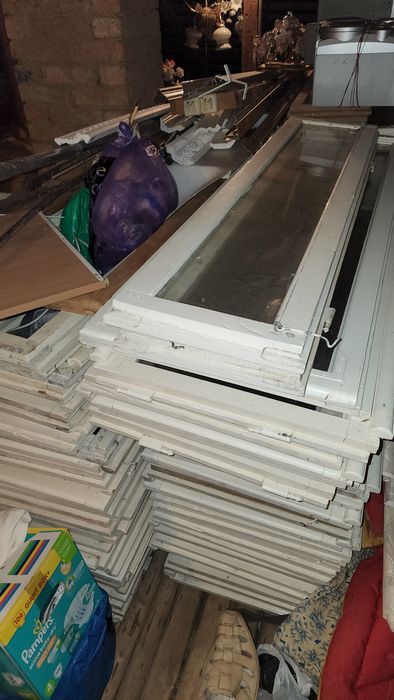 Вікна,,  рами з склом