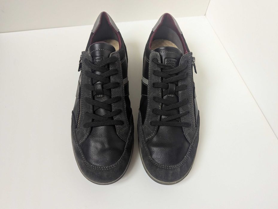 кросівки для міста Geox