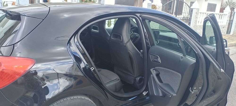 Mercedes A180 CDI STYLE - NACIONAL -com extras a destacar