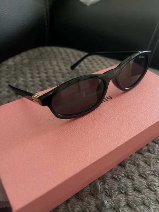 Okulary Miu miu.