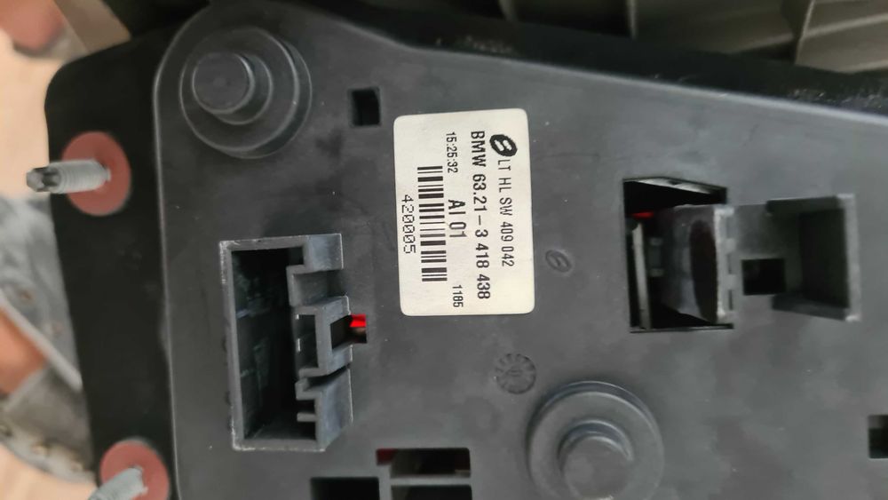 Conjunto de faróis traseiros para BMW X3 E83 (1ª versão) com lâmpadas