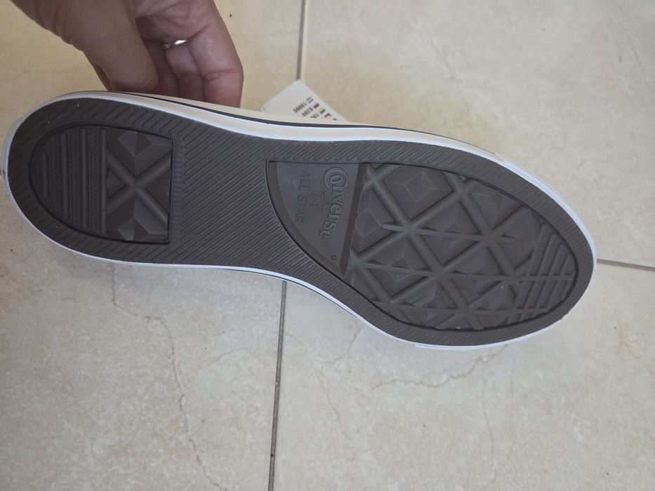 Nowe converse trampki