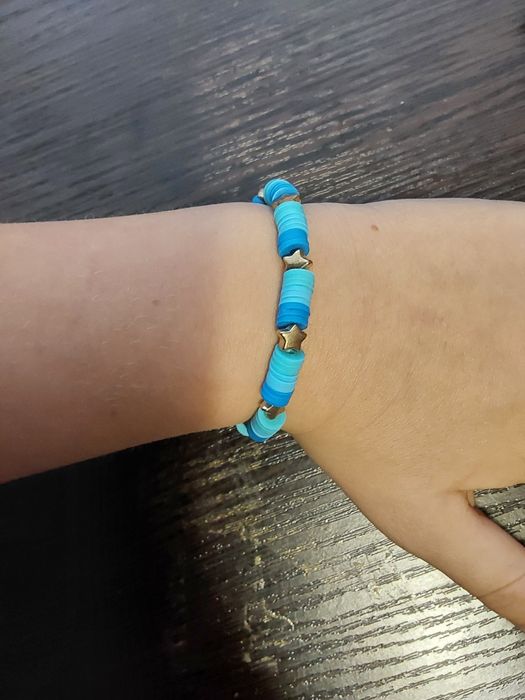 Браслети з бусин