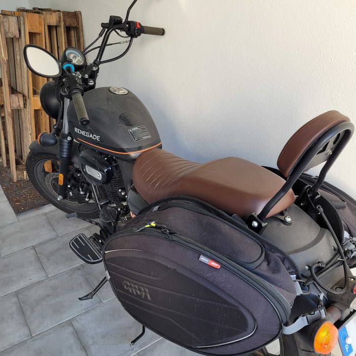 Vendo UM Renegade Sport 125 de 2022 apenas 3152km