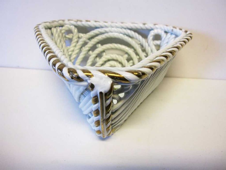 lindissimo  antigo cesto em porcelana francesa pintado à mão