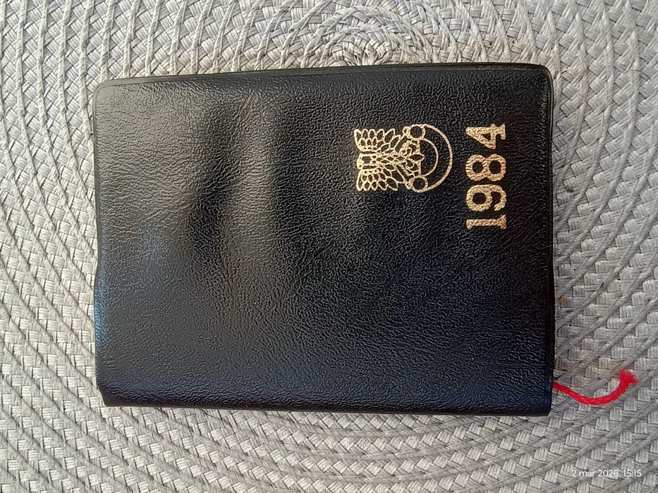 Kalendarzyk Żołnierz Polski żołnierski w etui LWP BDB 1984r PRL