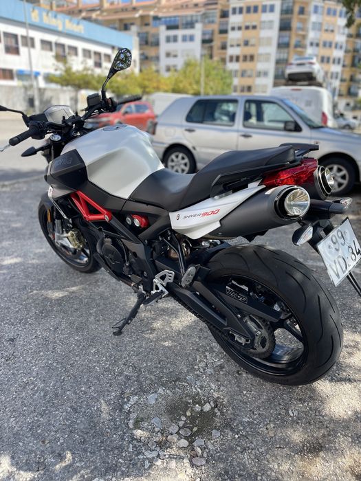 Aprilia Shiver 900