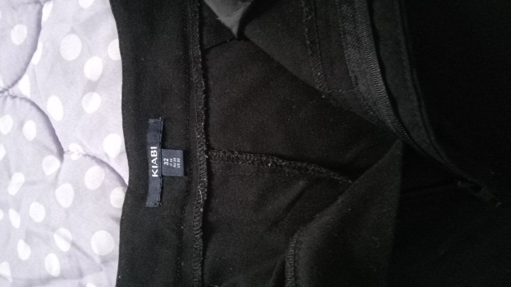 Calças pretas kiabi