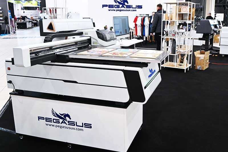 Drukarka UV - PEGASUS AXIS 5th Gen. Druk UV, UV DTF, Do gadżetów