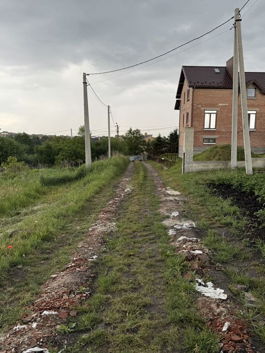 Продаж земельної ділянки 12 сот. Зубра