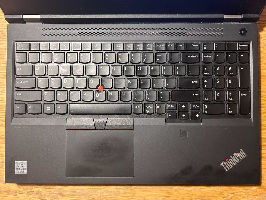 Lenovo ThinkPad P15 Gen 1 i7-10850H 32GB/500GB