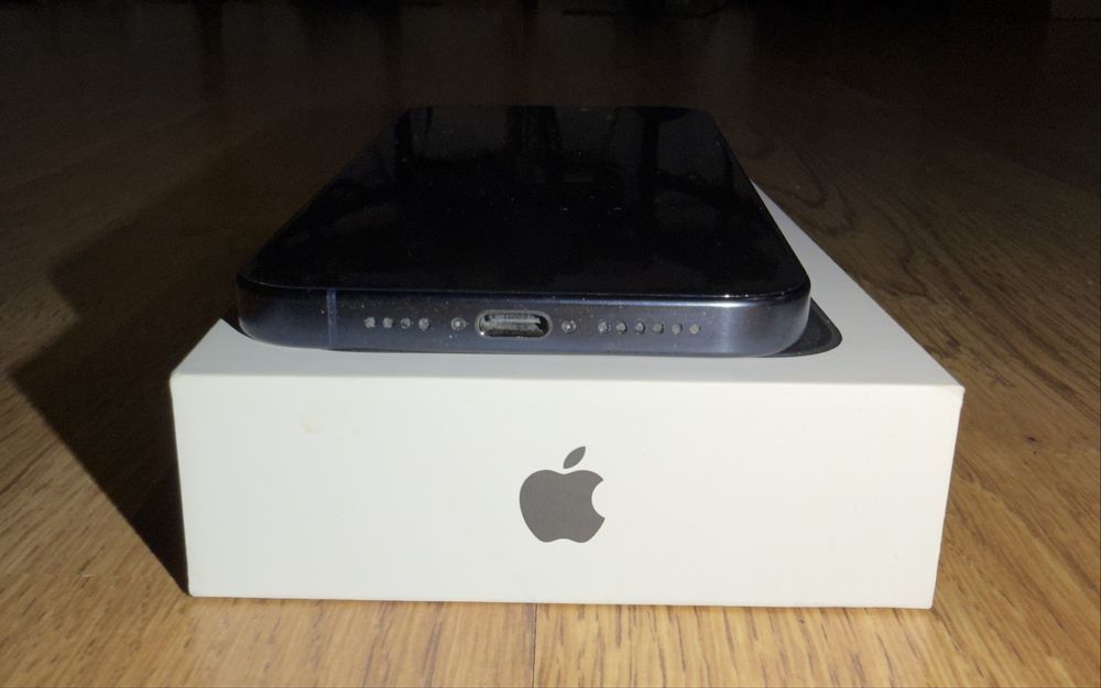 Iphone 15 Pro max Titanium Blue