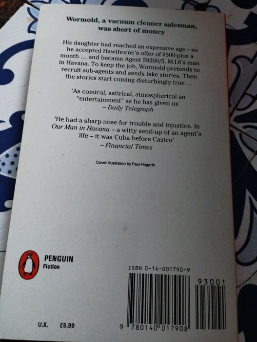 Livro "Our Man In Havana"