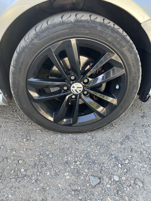 Volksvagen Golf  V(GTI) з легендарним двигуном  1.9tdi