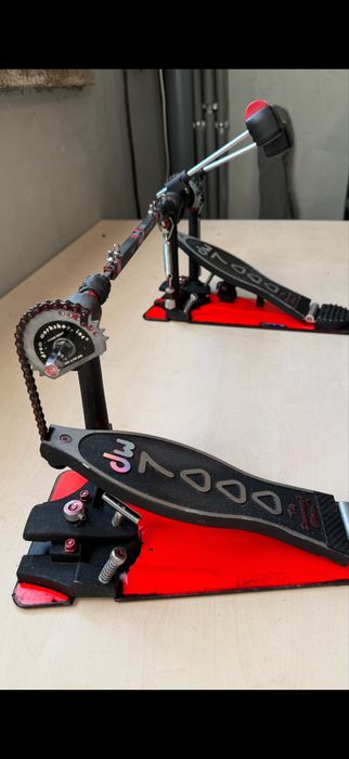 Podwojna stopa DW7000