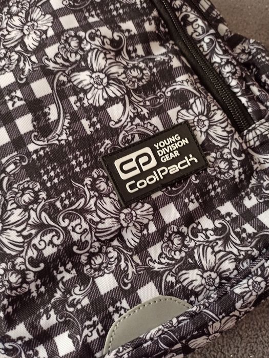 Zestaw pórnik i plecak szkolny