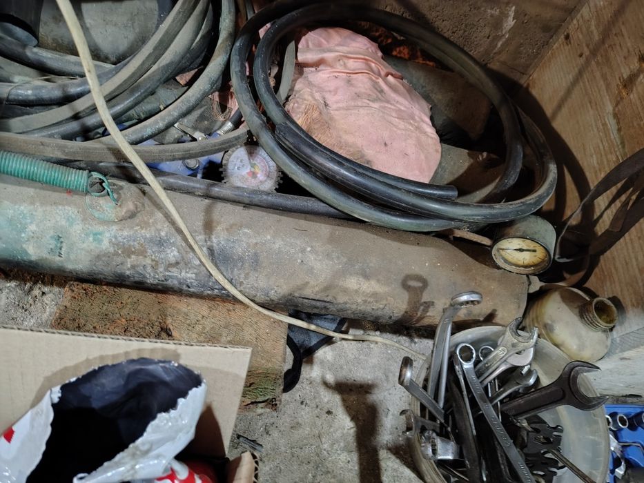 Електро двигун і балон знизу 3 кВт