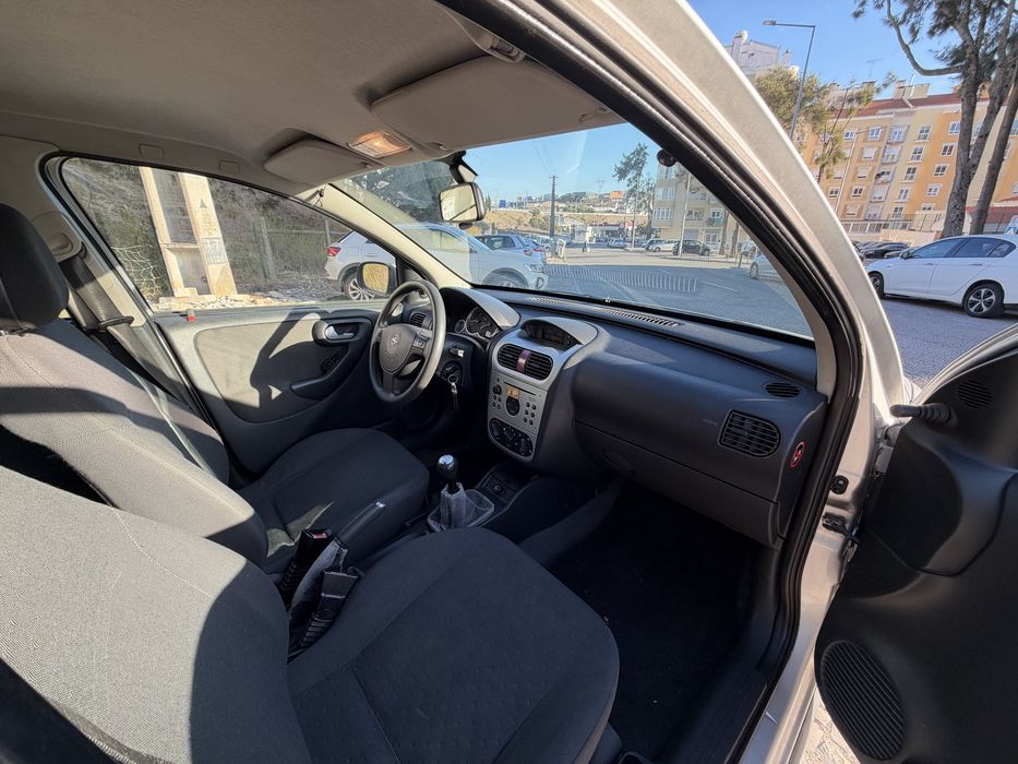 Opel Corsa 1.2i 16v - Apenas 109.000KM