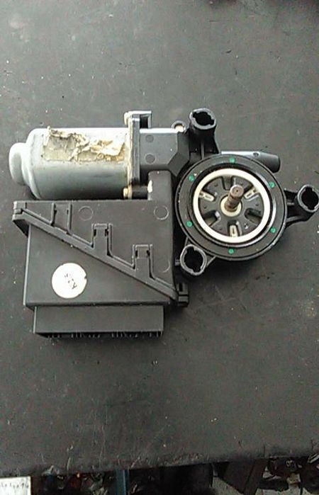 Motor vidro frente direito VOLKSWAGEN Polo (9N)
