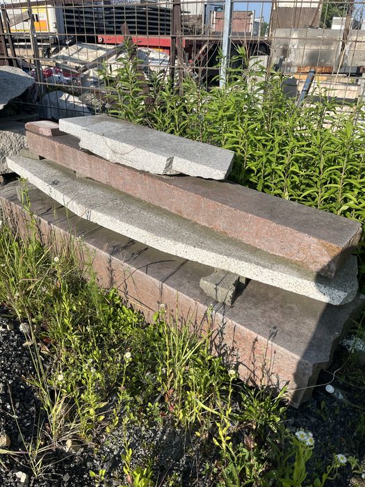 Marmur i granit , rozna grubość i wymiary płyt.