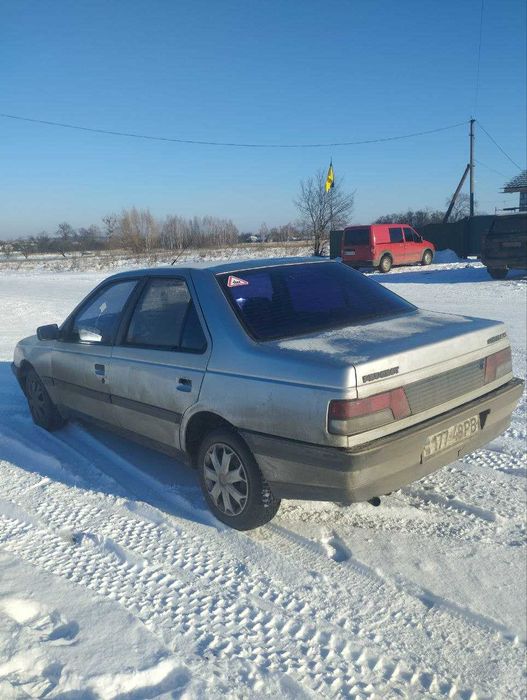 Продам Пежо 405 1.6(торг)