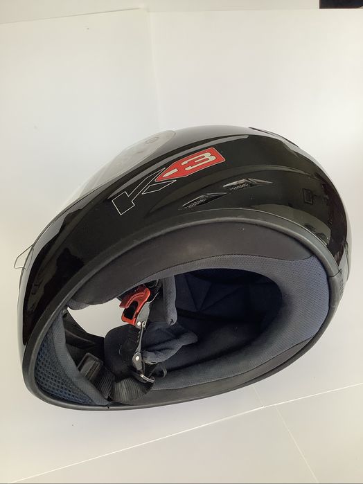Capacete AGV Preto + auricular Bluetooth
