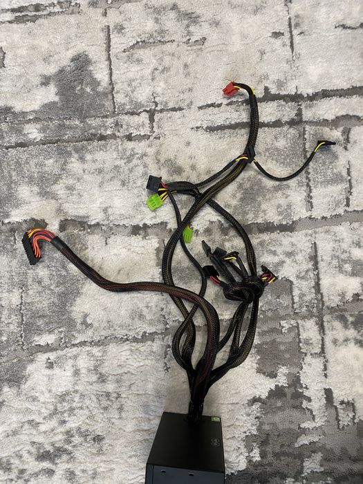 Подам блок живлення GameMax vp-600