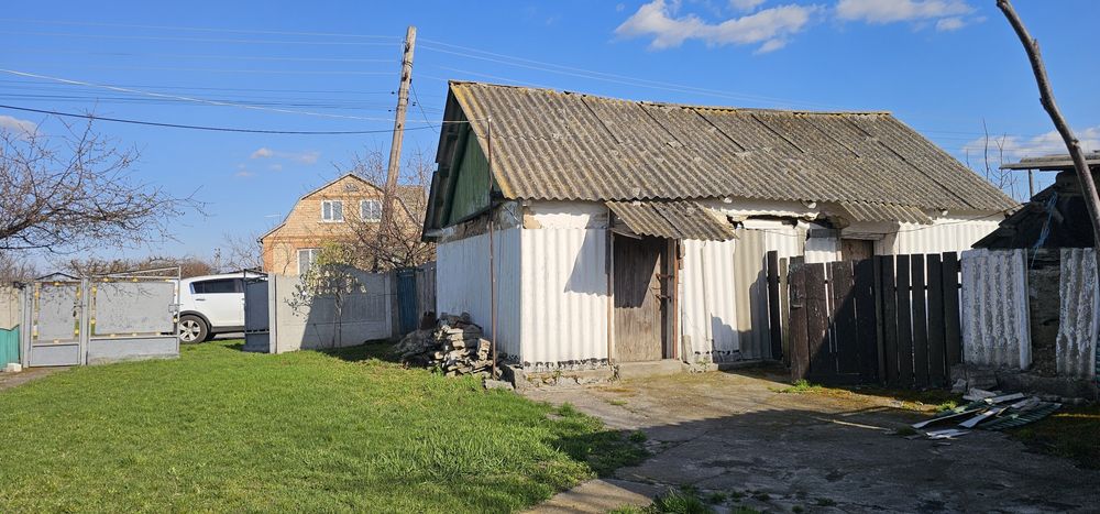 Продаж будинку с Савинці,вихід до ставка