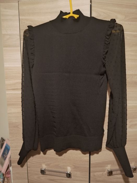 Bluzka polgolf z rękawami koronkowymi