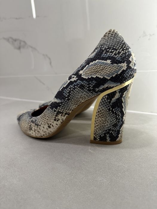 Buty eleganckie na obcasie gino rossi rozmiar 40