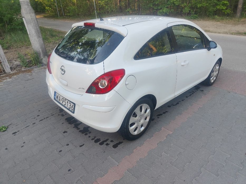 OPEL Corsa D lift 1,2 86 KM 2012 klima TYLKO 107 tys.km
