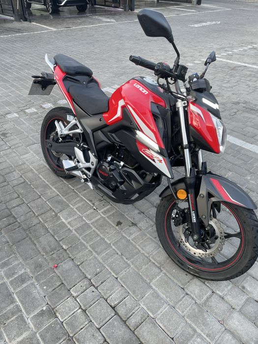 Мотоцикл Loncin CR4