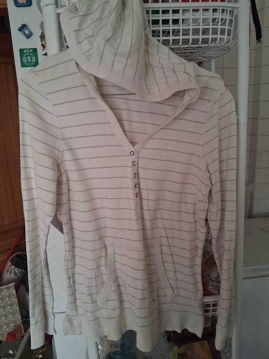 Roupa mulher .cada 1€