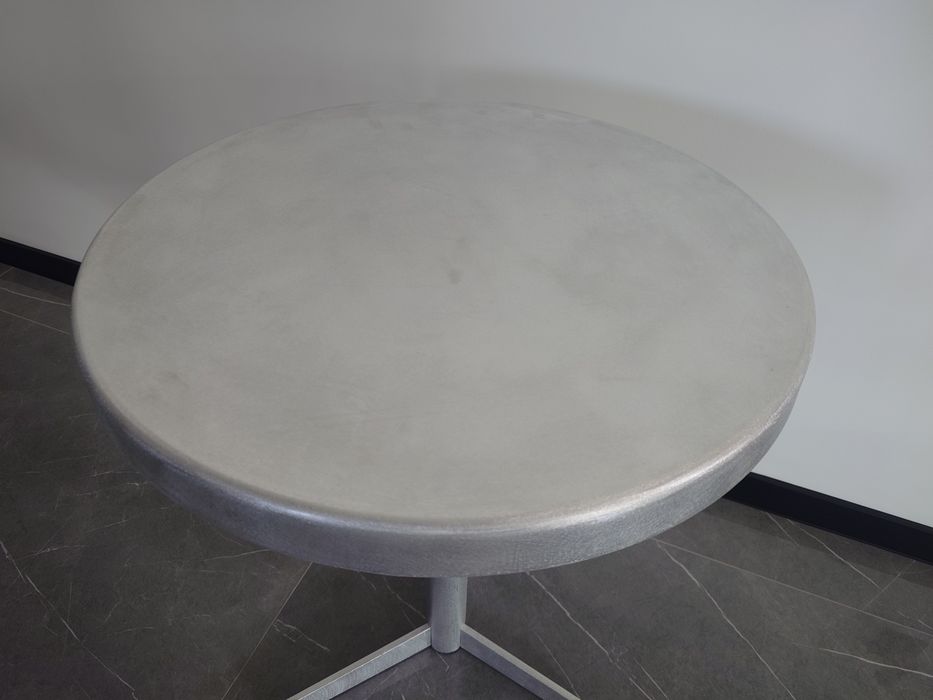 Nowoczesny aluminiowy stolik Tasca Westwing